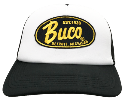 Casquette blanche trucker avec logo BUCO forme ovale noire et jaune