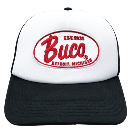 Casquette blanche trucker avec logo BUCO forme ovale rouge et blanche