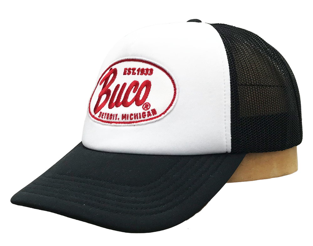 Casquette blanche trucker avec logo BUCO forme ovale rouge & blanche côté